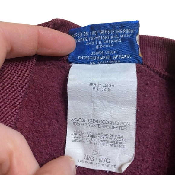 VTG Pooh Disney Burgundy Winnie The Pooh Bear Crewneck Pullover Sweatshirt Sz M - Picture 3 of 7